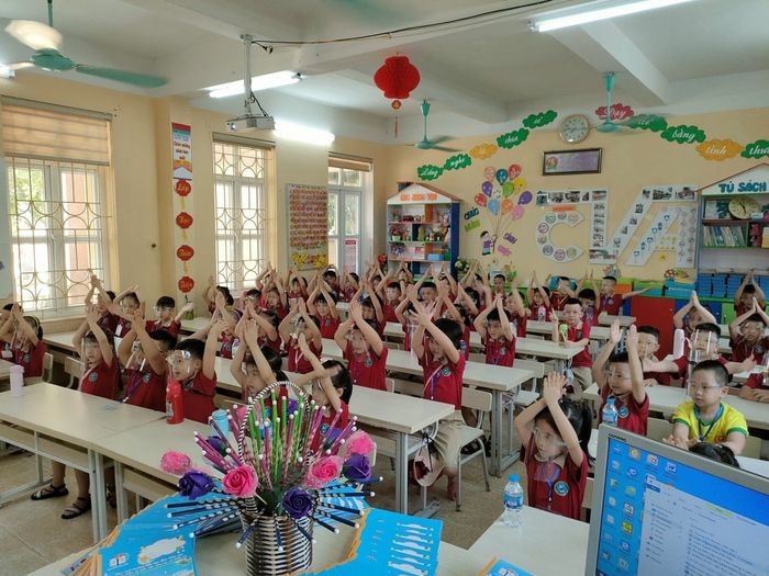 Hình ảnh thứ hai về môi trường học tập hiện đại tại Trường Tiểu học Chu Văn An
