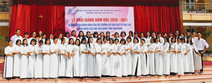 Hình ảnh đầu tiên giới thiệu không gian giáo dục Trường Tiểu học Chu Văn An