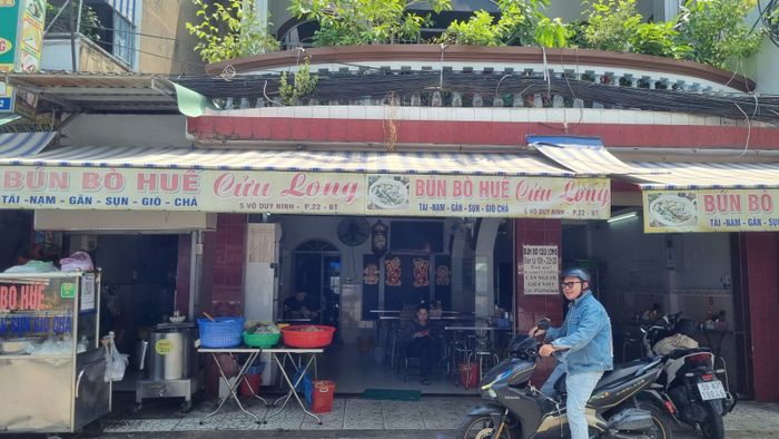 Hình ảnh không gian quán Bún Bò Huế Cửu Long