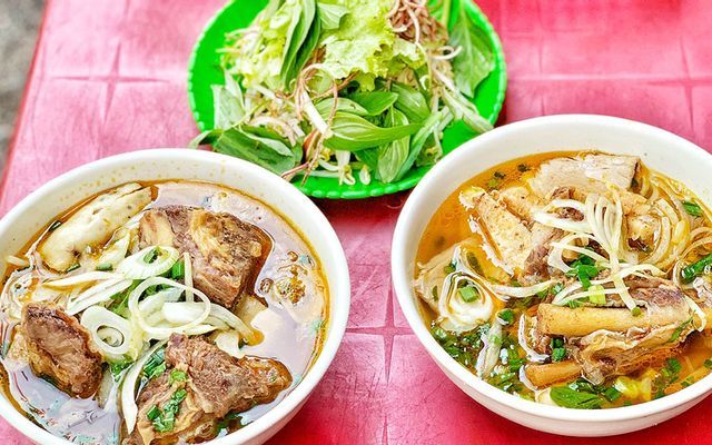 Hình ảnh Bún bò Út Quyên thơm ngon