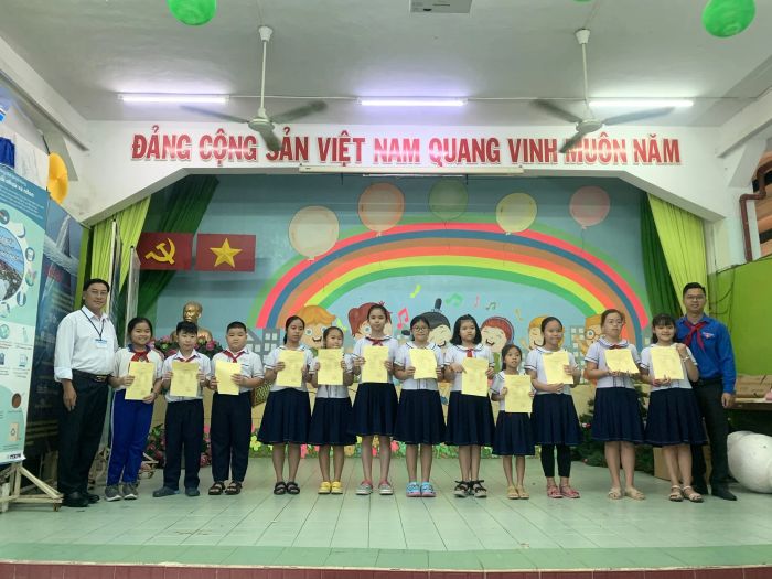 Hình ảnh 2 - Những khoảnh khắc sinh động trong lớp học và hoạt động ngoại khóa tại Chính Nghĩa