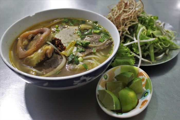 Hình ảnh Bún bò Huế Ngự Bình thơm ngon