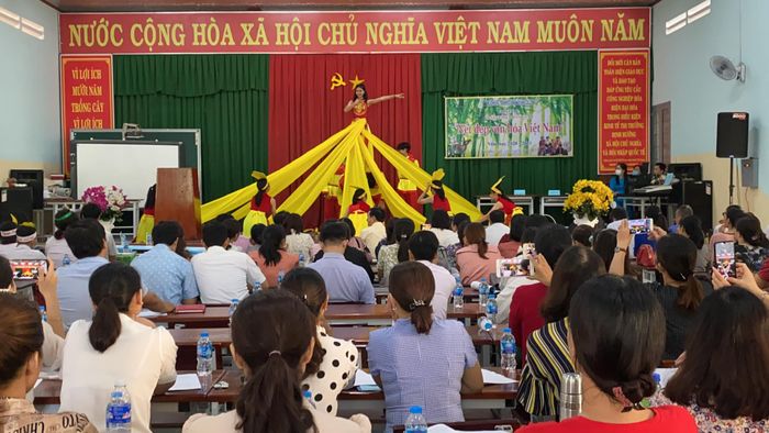Trường THCS Huỳnh Thúc Kháng - Hình ảnh 3