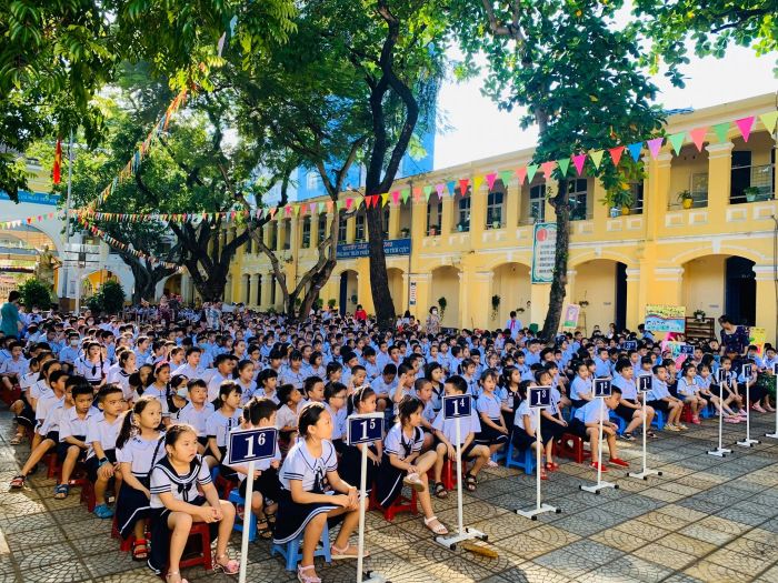 Không gian xanh mát tại Trường Tiểu học Phù Đổng Đà Nẵng