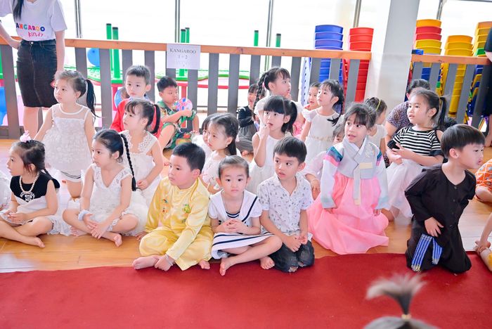 Hình ảnh hoạt động vui chơi tại Kangaroo Kindergarten