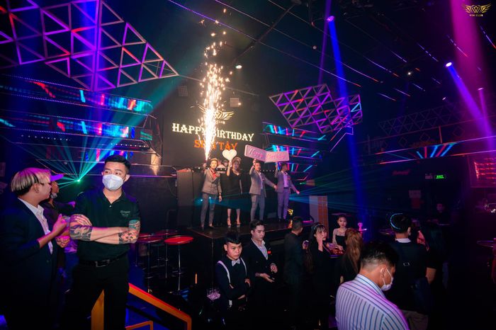 WIN Club ảnh 1
