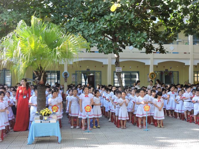 Hoạt động ngoại khóa sôi nổi tại Trường Tiểu học Huỳnh Ngọc Huệ