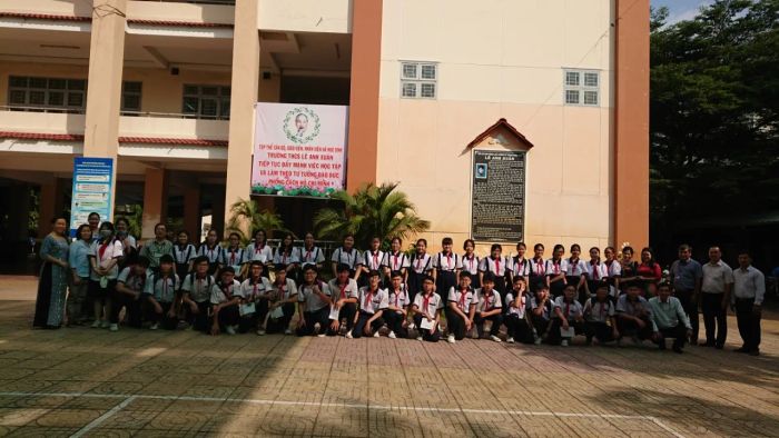 Hoạt động ngoại khóa sôi nổi tại THCS Lê Anh Xuân
