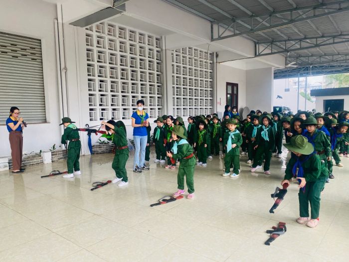 Khuôn viên xanh mát tại Trường Liên cấp Việt Nhật