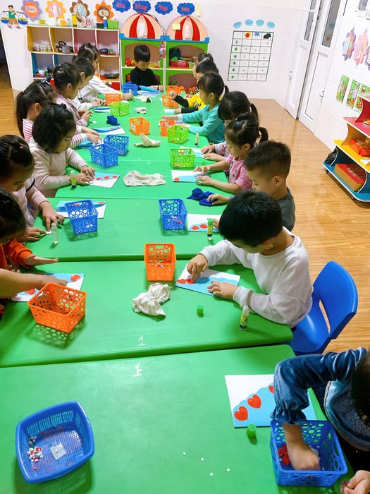 Khoảnh khắc vui chơi đáng yêu của các bé tại Trường Mầm Non Nhiệt Điện