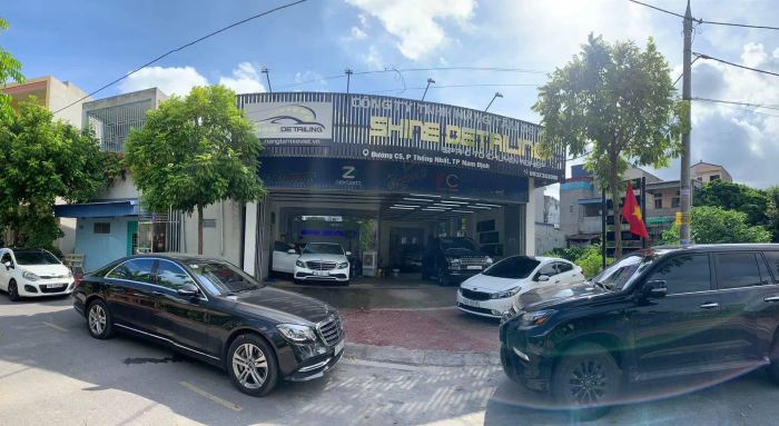 Không gian chăm sóc xe hiện đại tại Shine Detailing Nam Định
