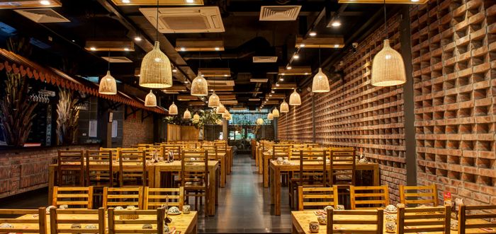 Những món cuốn hấp dẫn làm nên thương hiệu Bánh Tráng Thịt Heo Phú Cường (Ảnh 3)