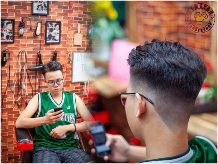 Không gian làm việc chuyên nghiệp tại NewStar Barbershop