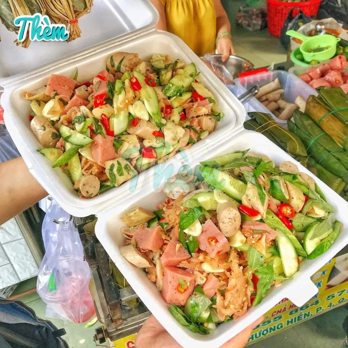 Hình ảnh đặc sản Tré Trộn đầy hấp dẫn tại quán Cô Nguyệt