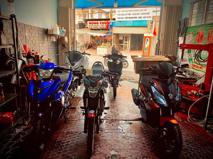 Không gian làm việc hiện đại và chuyên nghiệp tại Thiện Phát RacingOil