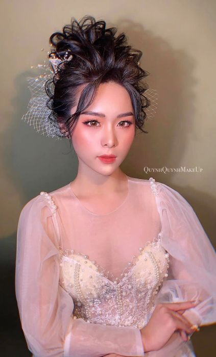 Hình ảnh 1: Phong cách make up thanh lịch
