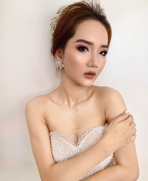 Tác phẩm trang điểm cô dâu đầy nghệ thuật từ Nam Trần Makeup Studio