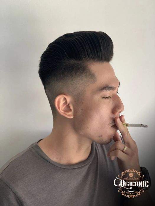 Góc làm việc nghệ thuật đầy cảm hứng tại OGiconic Barber House