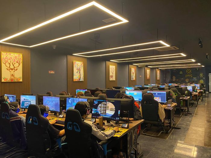 Không gian Esport chuyên nghiệp tại Virus Đốc Thiết