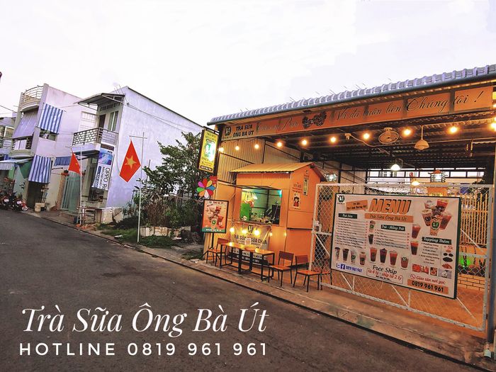Trà sữa Ông Bà Út - Không gian ấm cúng, trà sữa đậm vị