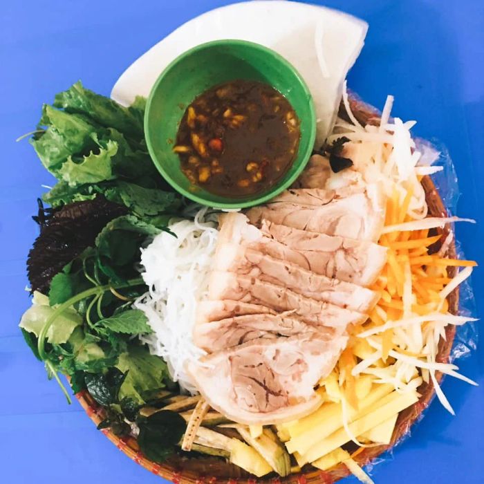 Hình ảnh bún đậu thơm ngon tại Giang Béo