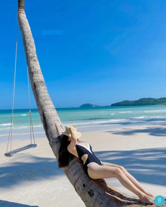 Nghệ thuật tôn dáng trong từng thiết kế của Bold Bikini