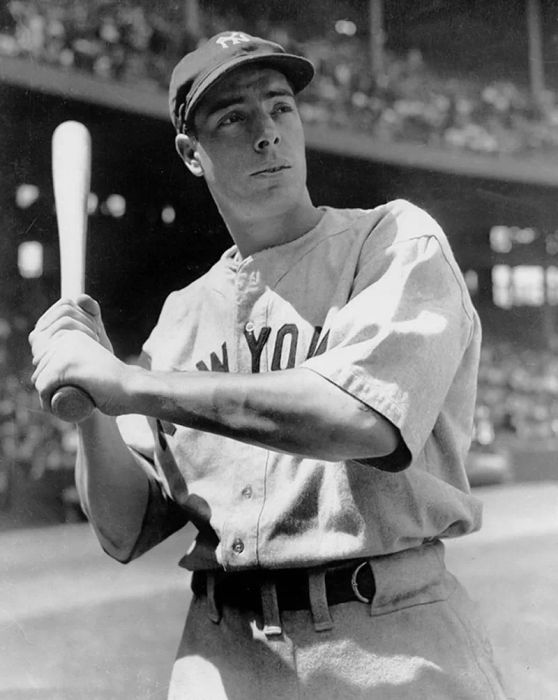 DiMaggio - chủ nhân kỷ lục 56 trận ghi điểm liên tiếp tại MLB