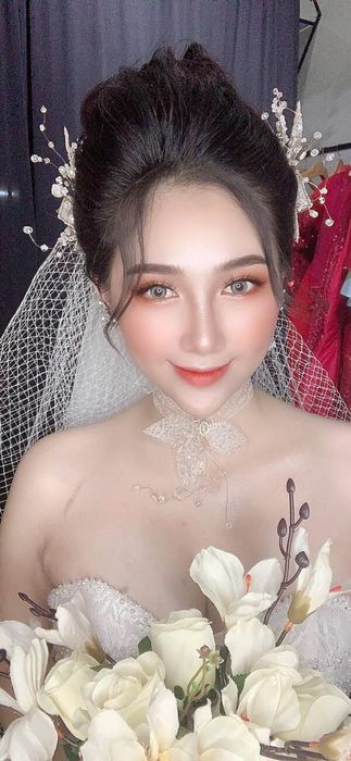 Tuyệt tác trang điểm cô dâu từ Áo cưới Minh Huy