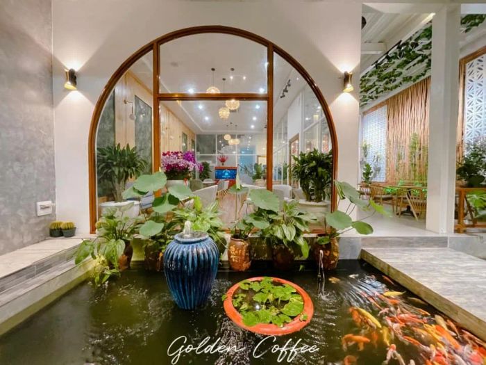 Góc thưởng lãm đầy nghệ thuật tại Golden Coffee - Ảnh 2