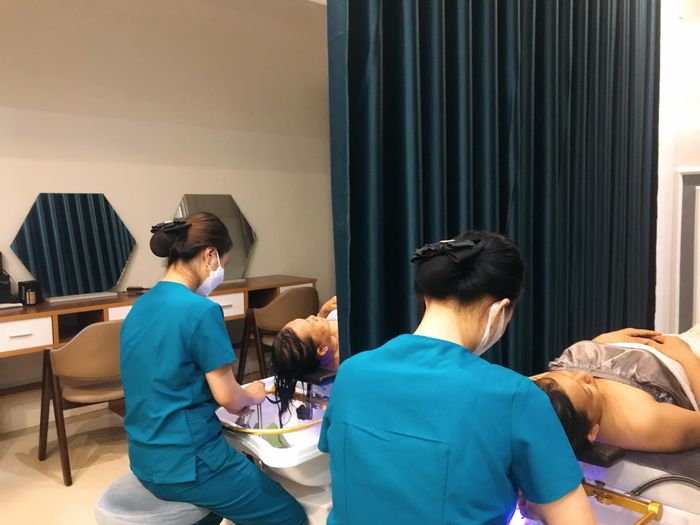 Không gian sang trọng và hiện đại tại Viện Thẩm Mỹ Kelly Beauty