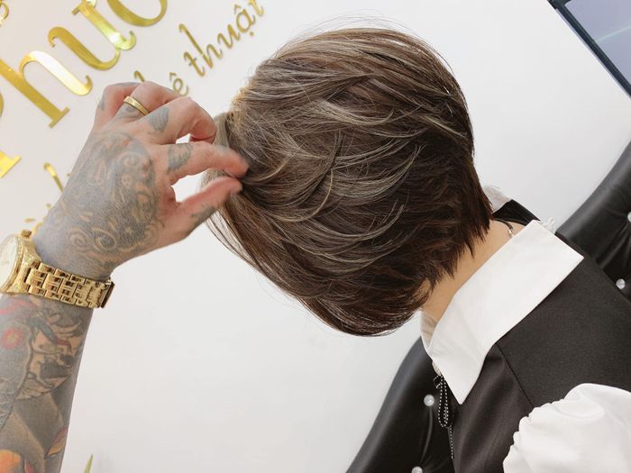 Hình ảnh tác phẩm nghệ thuật tóc tại Lê Hùng Hair Salon