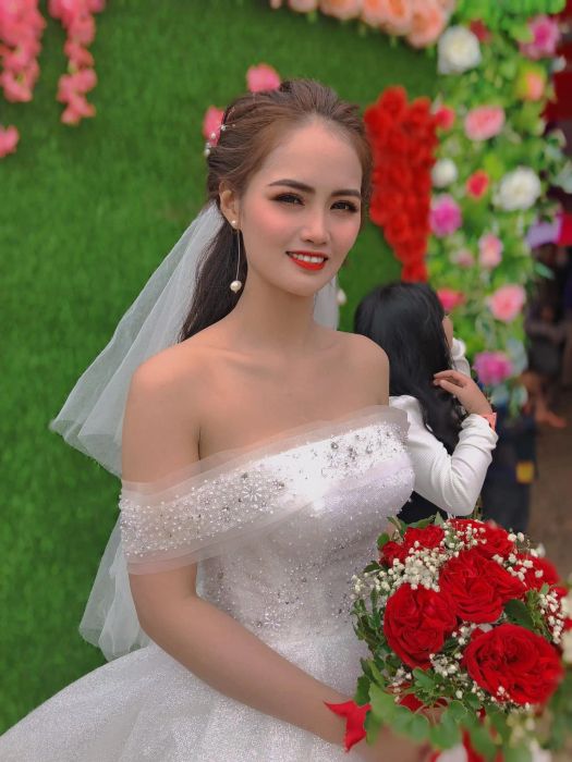 Phong cách trang điểm đẳng cấp bởi Hoan Nguyễn (Tùng Lâm Studio) - Ảnh 2