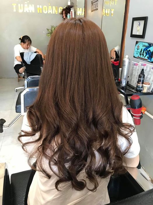 Những mẫu tóc thời thượng được tạo kiểu tại Tiệm Tóc Tuấn Hoàng