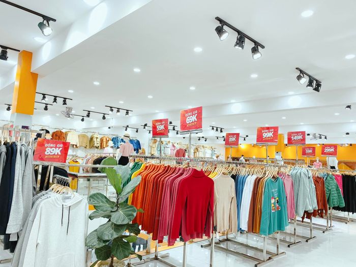 Không gian mua sắm hiện đại tại FM Style Đà Lạt