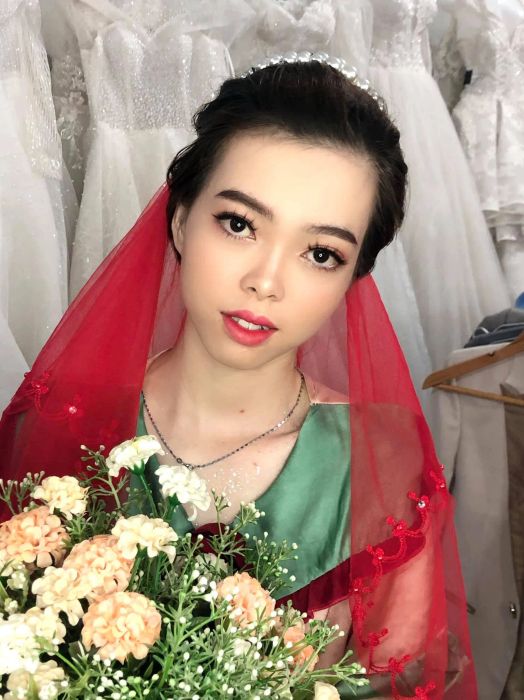 Bộ sưu tập trang điểm cô dâu Áo Cưới Sơn 1