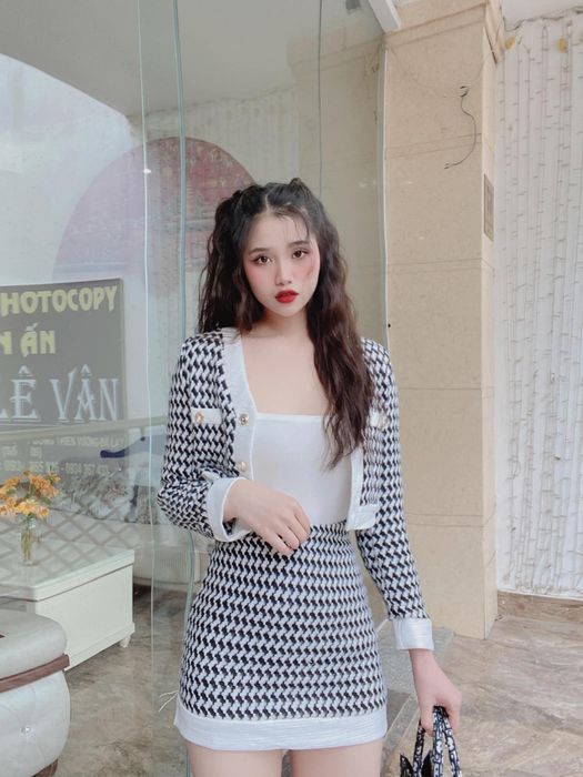 Không gian mua sắm sang trọng tại YL Store