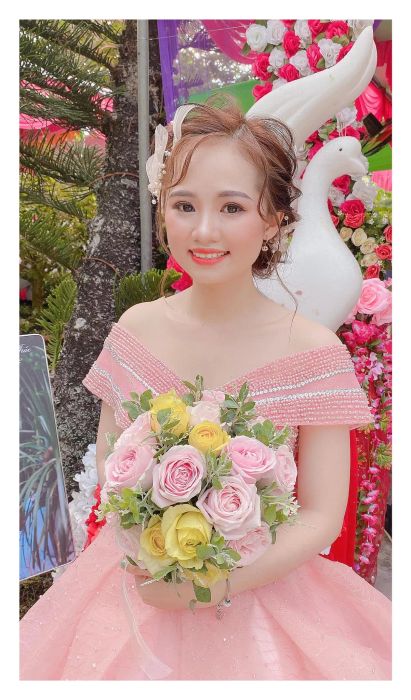 Khoảnh khắc tỏa sáng của cô dâu tại Studio Duy Bằng