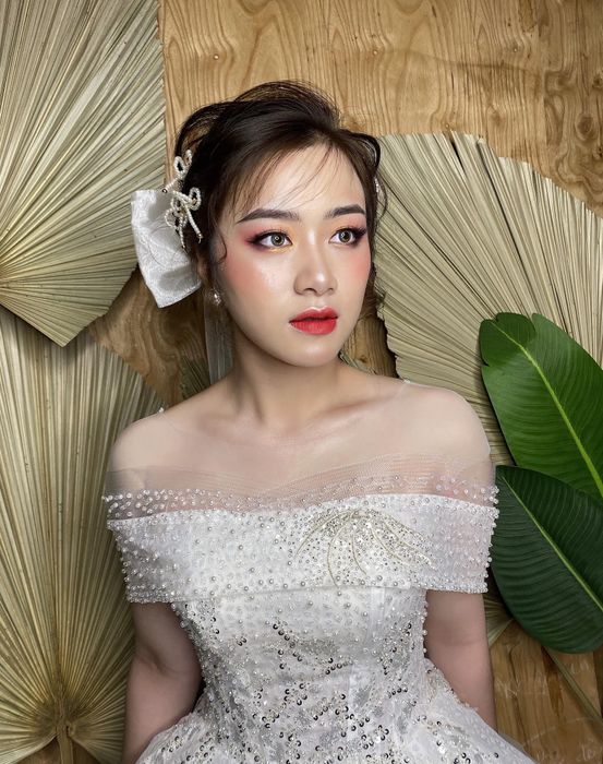 Áo cưới Timstudio Ảnh 2 - Vẻ đẹp tinh tế trong từng đường kim mũi chỉ