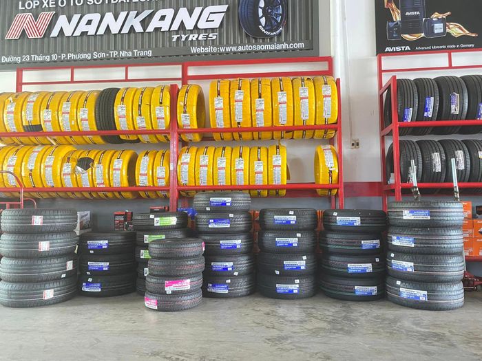 Hình ảnh 2 không gian dịch vụ tại Lốp xe Sao Mai Anh