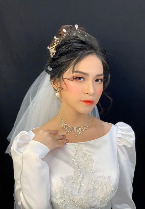 Khoảnh khắc rạng ngời của cô dâu tại Tuyết Nhung Makeup
