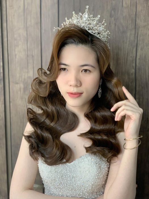 Khoảnh khắc cô dâu lộng lẫy tại Sơn Thủy Studio