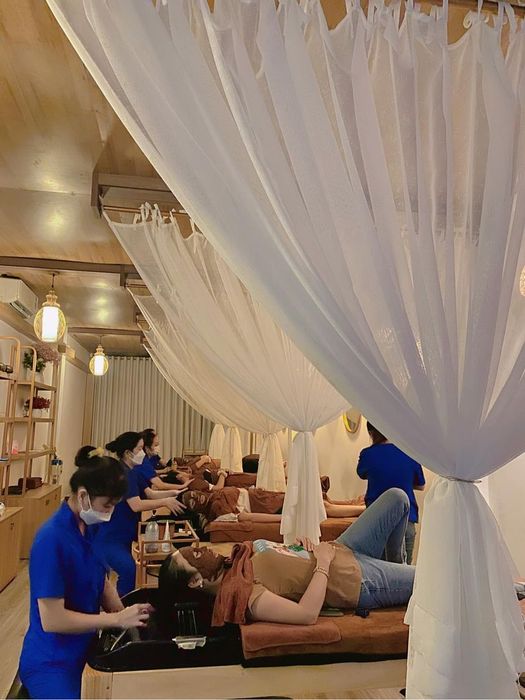 Không gian sang trọng và ấm cúng tại Phượng Nguyễn Spa