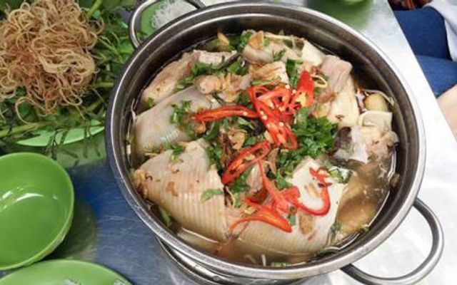 Món lẩu cá đuối thơm ngon tại Cô Thư - Ảnh 2