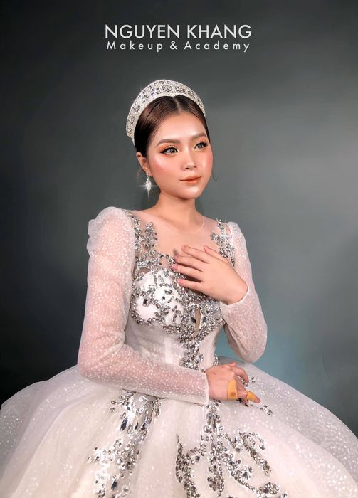Khoảnh khắc tỏa sáng của cô dâu tại Nguyễn Khang Makeup