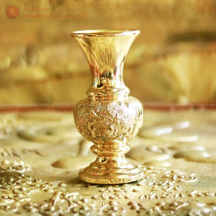 Không gian trưng bày đầy tâm linh tại Đồ Đồng Tuấn Kiệt - Ảnh 3