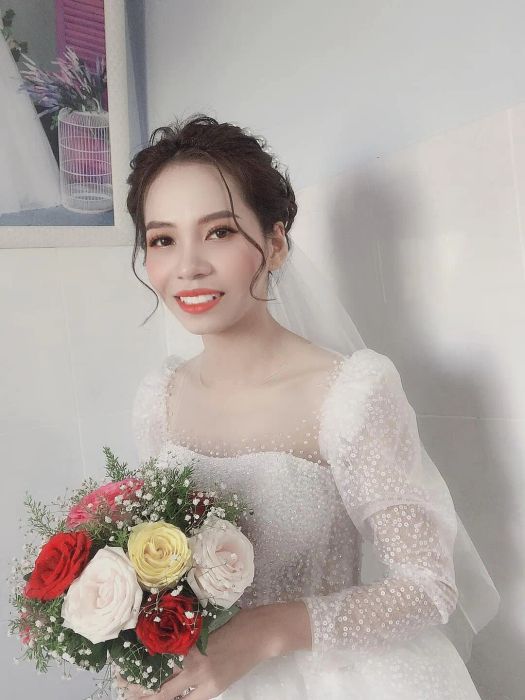 Tác phẩm trang điểm cô dâu phong cách Hàn tại Áo Cưới Cường Hải