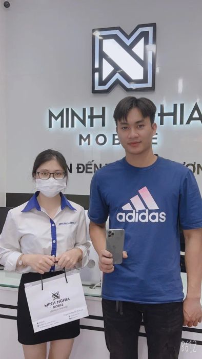Không gian trưng bày hiện đại tại Minh Nghĩa Mobile