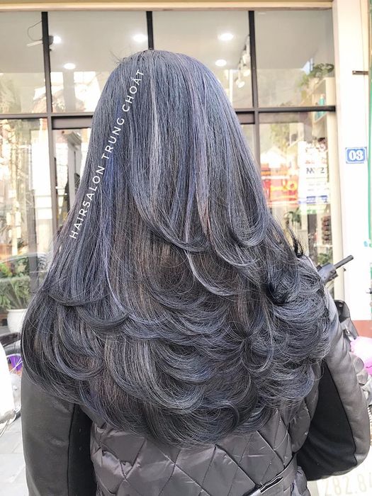 Hình ảnh không gian sang trọng tại Trung Choắt Hair Salon