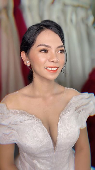 Mây Studio Ảnh 3 - Phong cách makeup thanh lịch, hiện đại