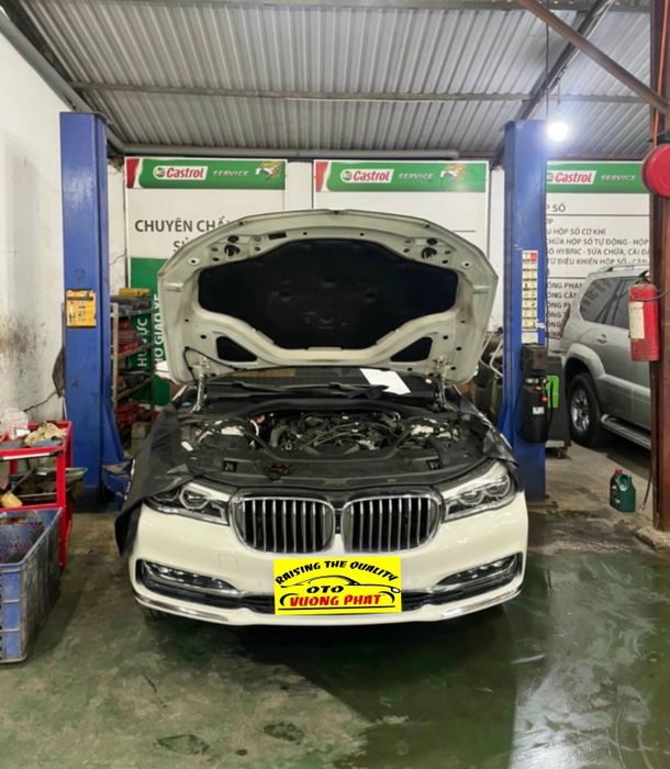 Garage Vương Phát - Hệ thống trang thiết bị hiện đại (Ảnh 2)